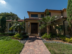 9439 NW 54th Doral Circle Ln , Doral, FL, 33178 Listing: Property Photo by Real Estate Agent
